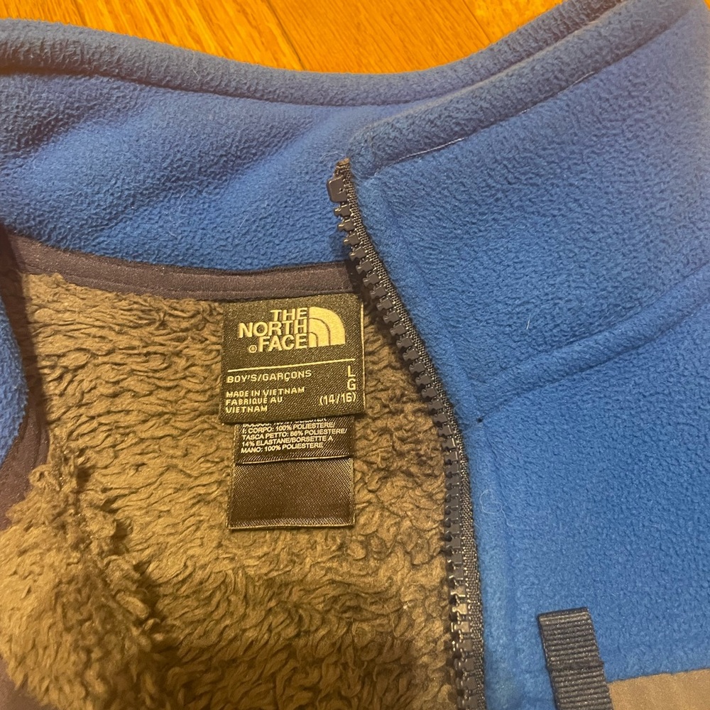 The North Face polar jacket - Picture 6 of 10